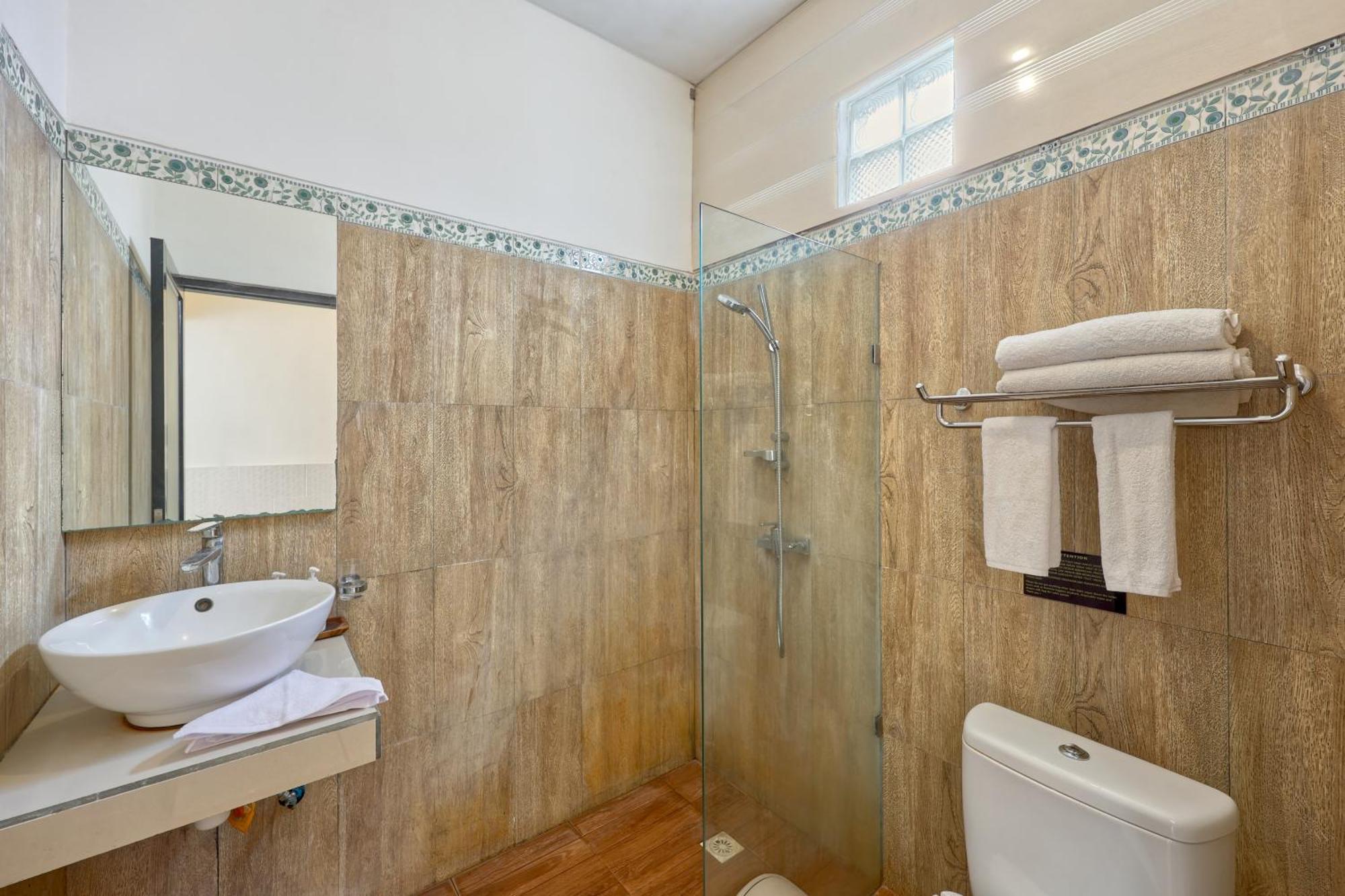 Jnj Guest House Toyapakeh Zimmer foto